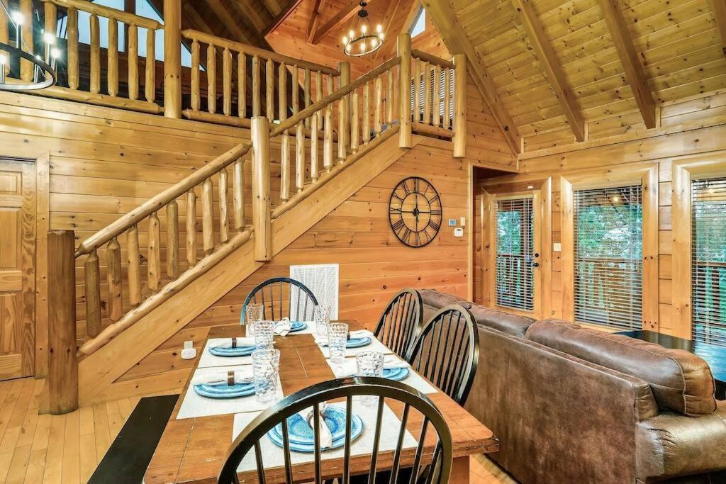 Cabin-N-Smokys! Indoor Resort Pool Views Hot Tub Game Room Sevierville Exterior photo