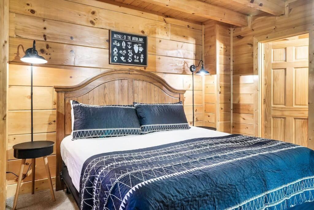 Cabin-N-Smokys! Indoor Resort Pool Views Hot Tub Game Room Sevierville Exterior photo